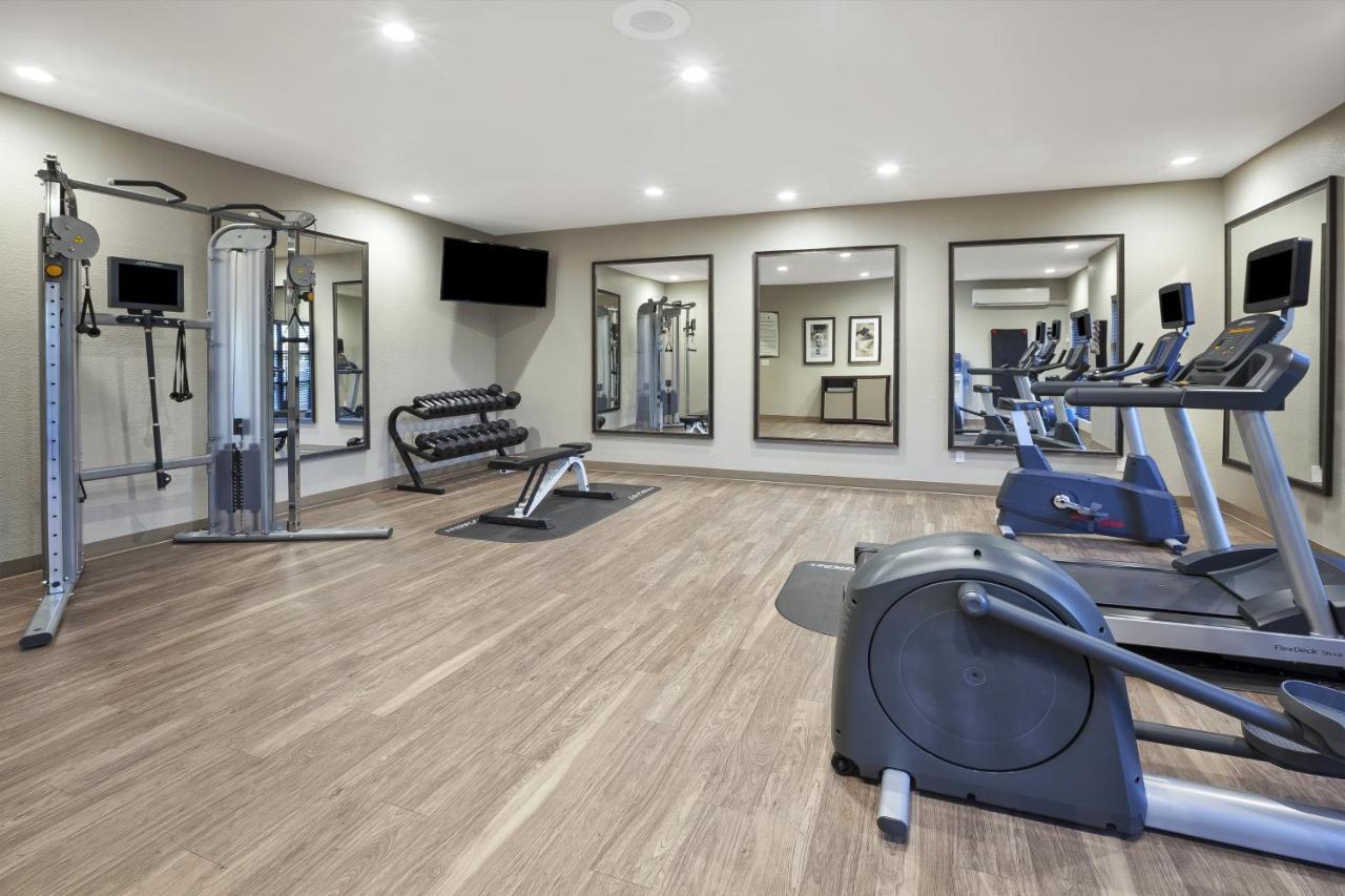 Staybridge Columbia-highway 63 & I-70 By Ihg 3* Columbia