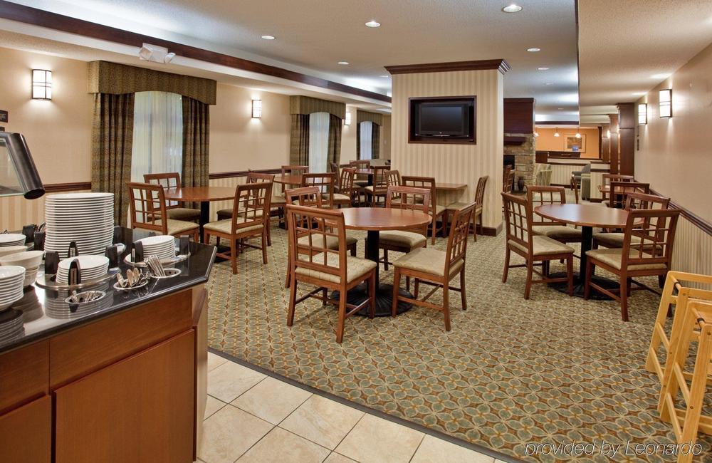 Staybridge Columbia-highway 63 & I-70 By Ihg Hotel 3*