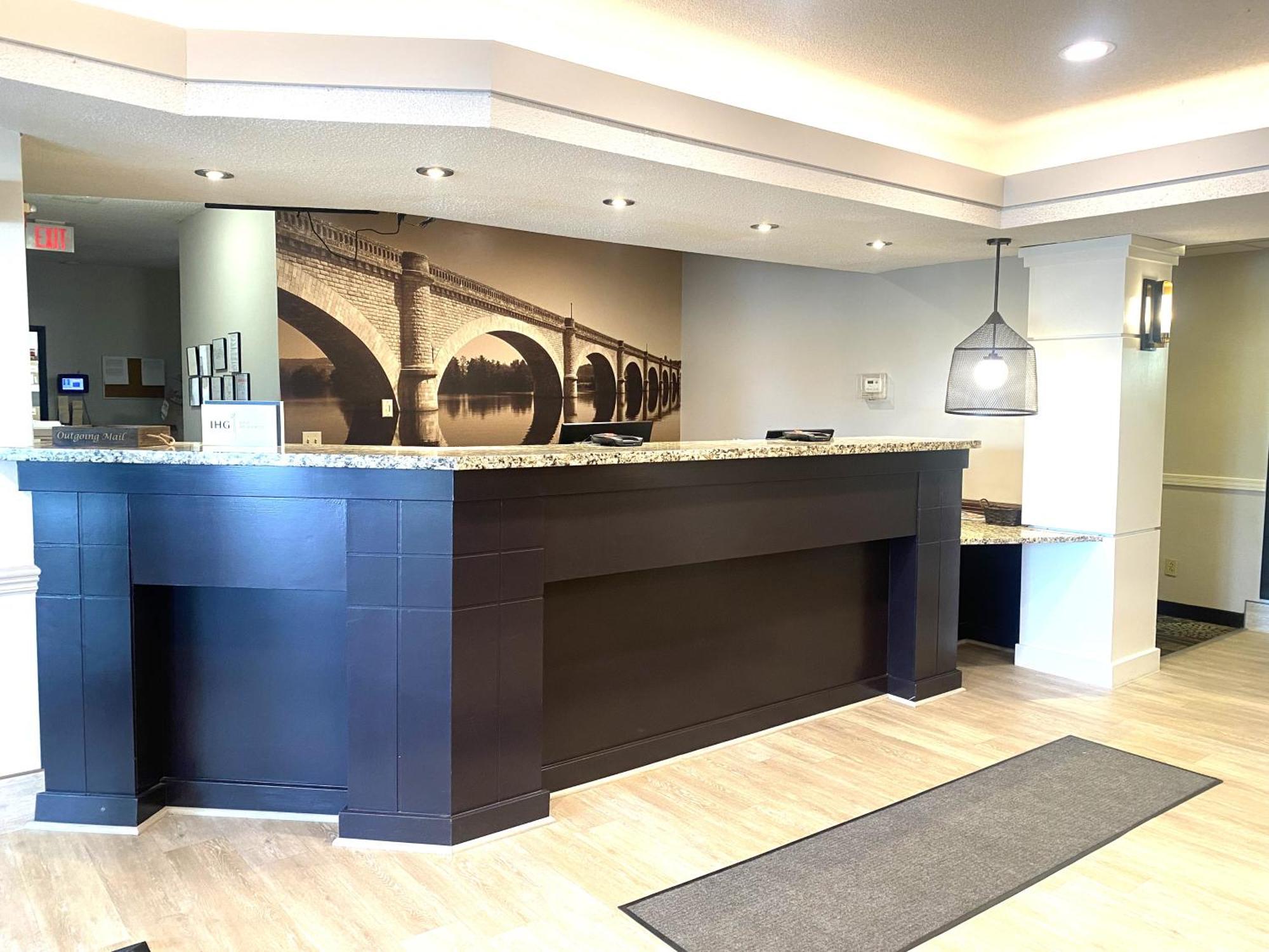 Staybridge Columbia-highway 63 & I-70 By Ihg Hotel 3*