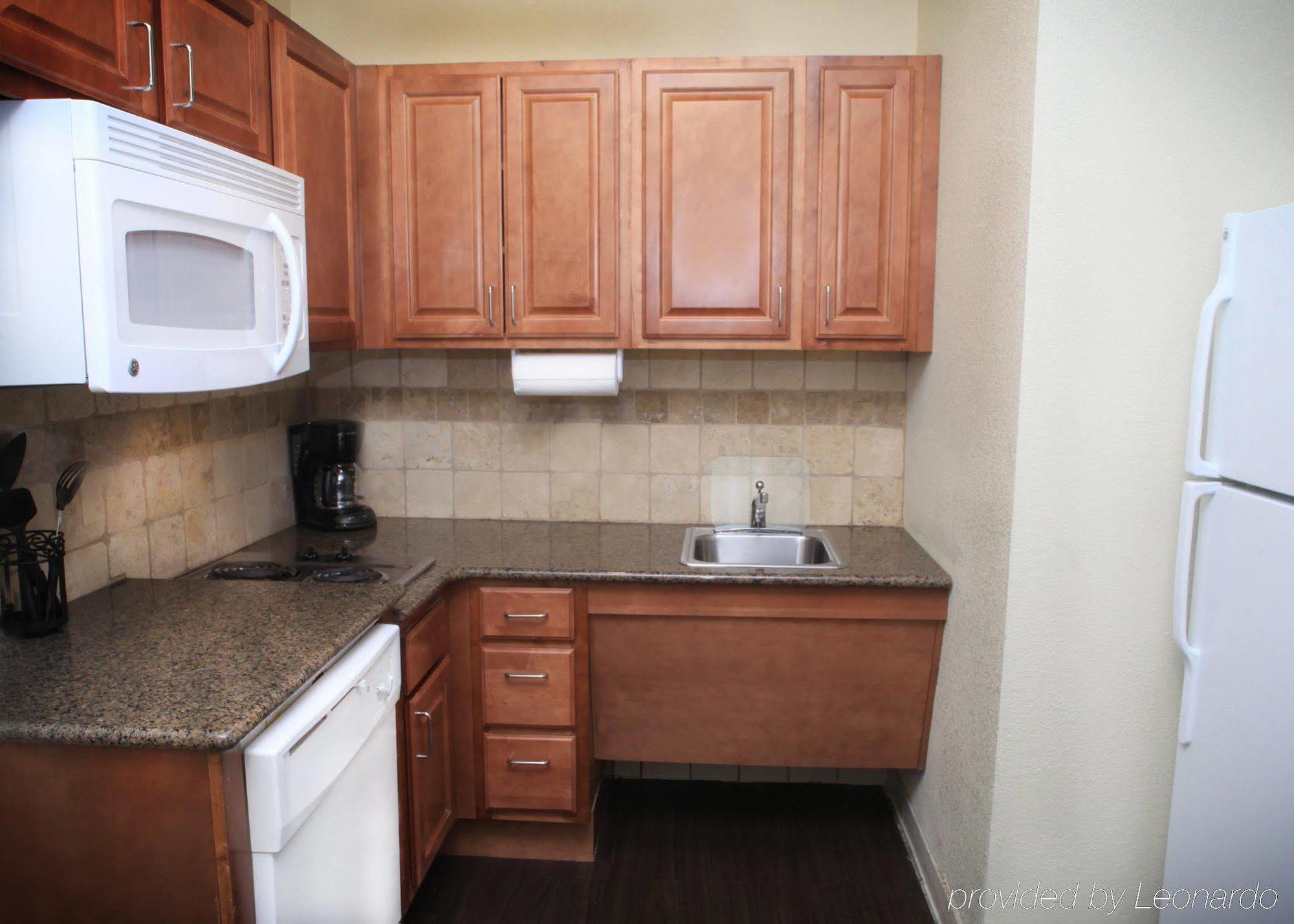 Staybridge Columbia-highway 63 & I-70 By Ihg Hotel