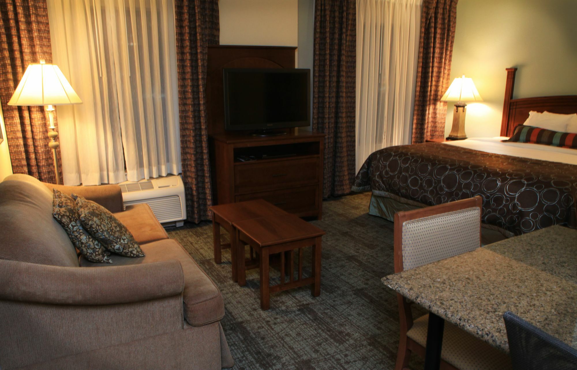 Hotel Staybridge Columbia-highway 63 & I-70 By Ihg 3*